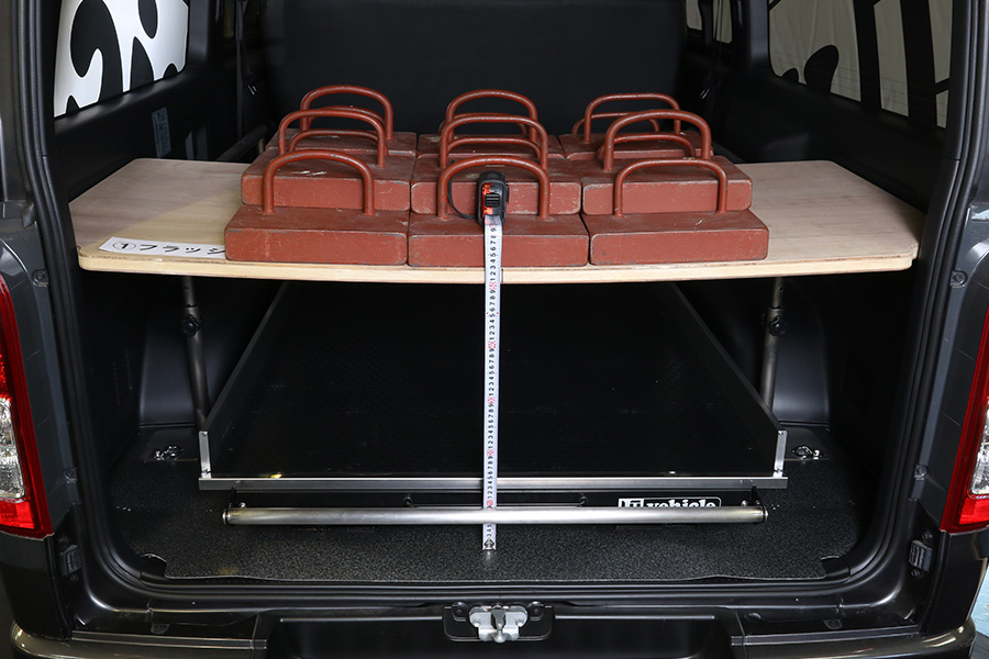 日本製ベッドキット ハイエースユーザーに最高の寝心地を 先駆者 ユーアイビークルが展開する 車中泊に最適 おすすめベッドキットシリーズ